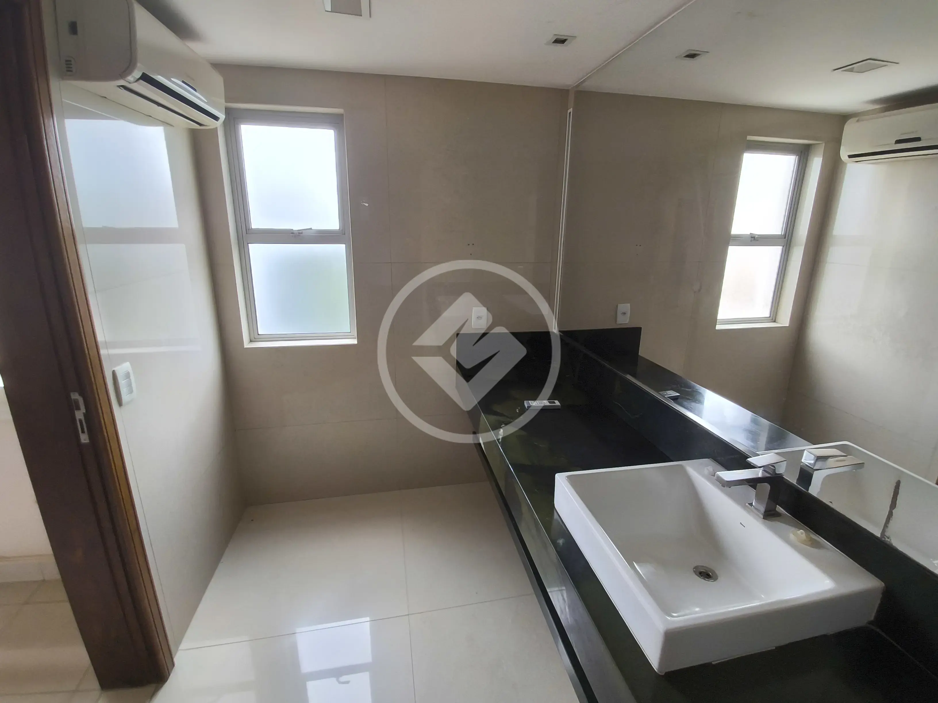 Apartamento Setor Oeste, Goiânia - GO — foto 1