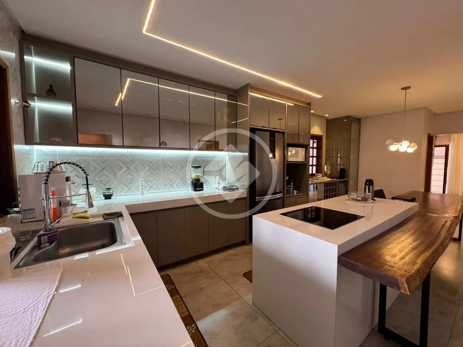 Casa 4 quartos no Setor Pampulha, Aparecida de Goiânia — foto 3 de 6