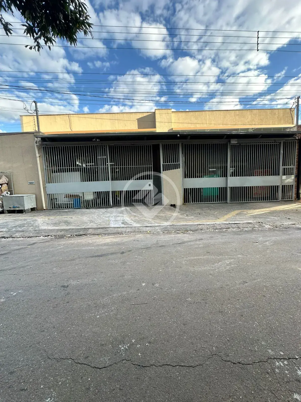 Galpão Residencial Canadá, Goiânia - GO — foto 2