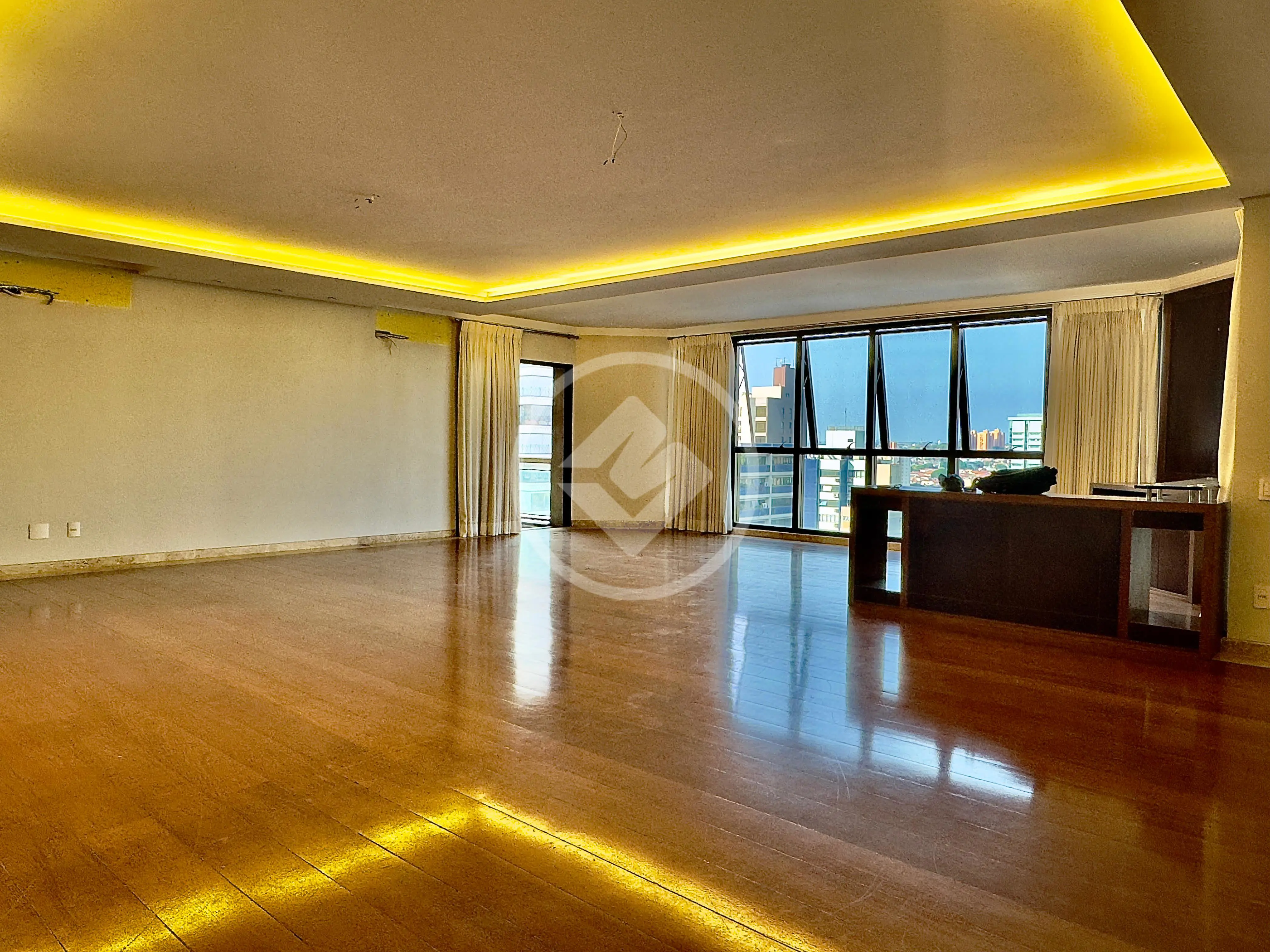 Apartamento Cambuí, Campinas - SP — foto 2