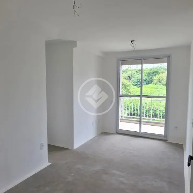Apartamento de 60 m², com 2 dormitórios, sendo 01 suíte no Condomínio Algarve Residencial, sol da manhã, 1 vaga de garagem coberta, em frente ao Shopping Dom Pedro, Campinas.