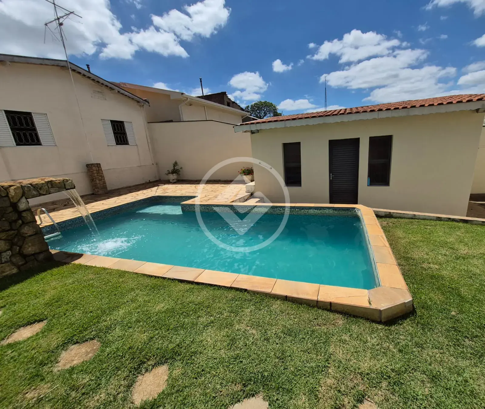 Casa Jardim do Lago, Campinas - SP — foto 1