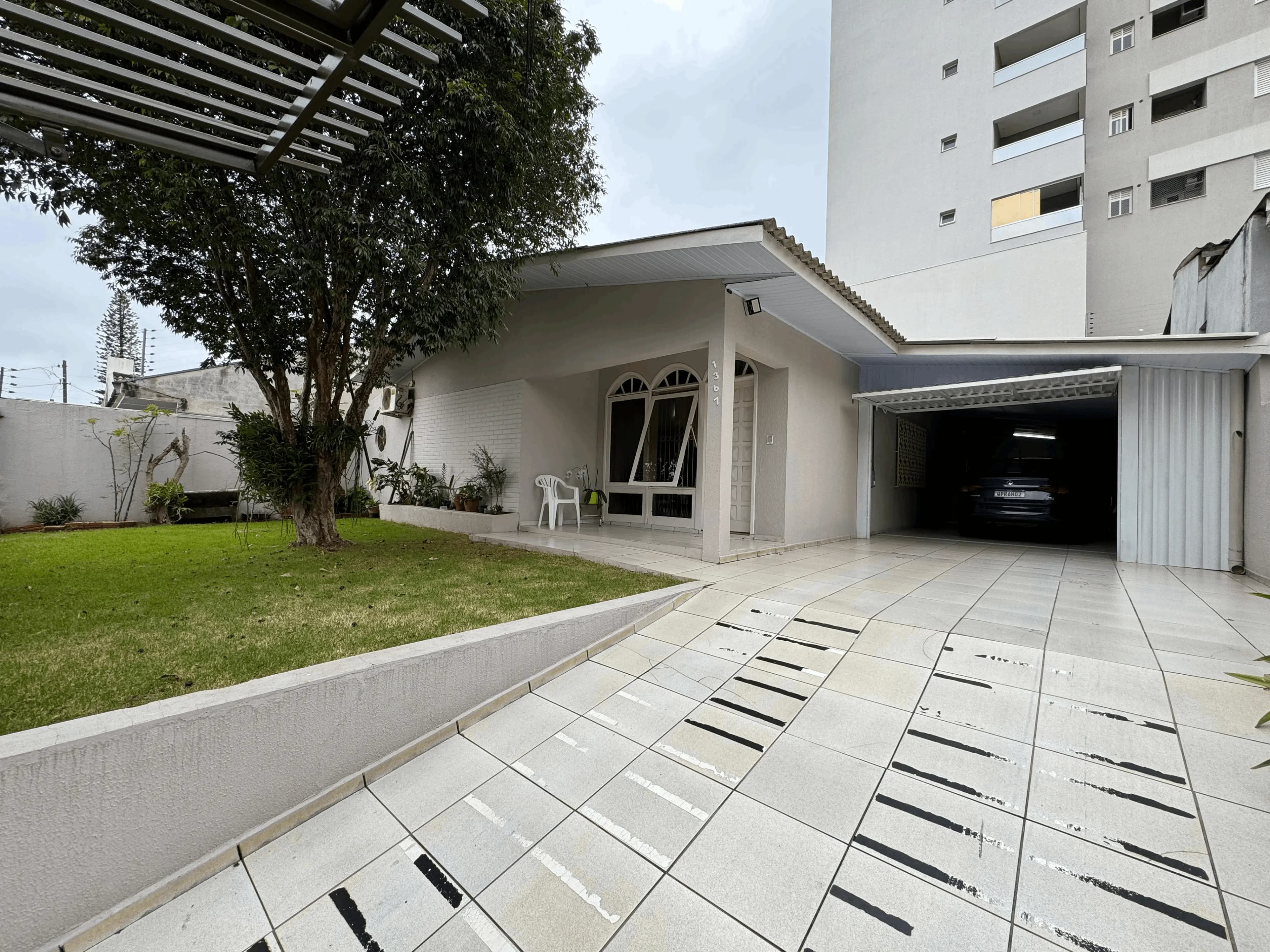 CASA A VENDA NA RUA FORTALEZA