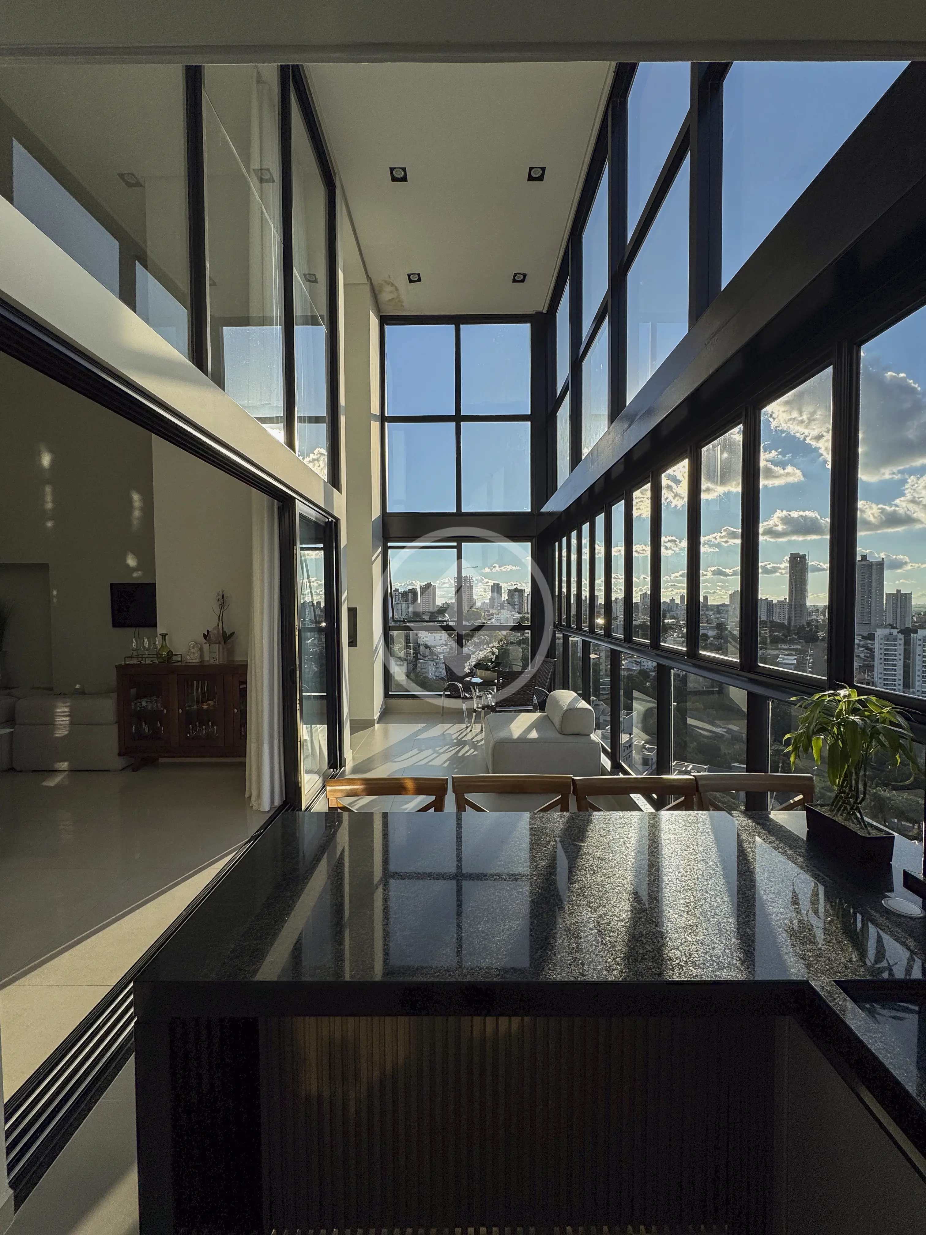 APARTAMENTO DUPLEX CENTRO