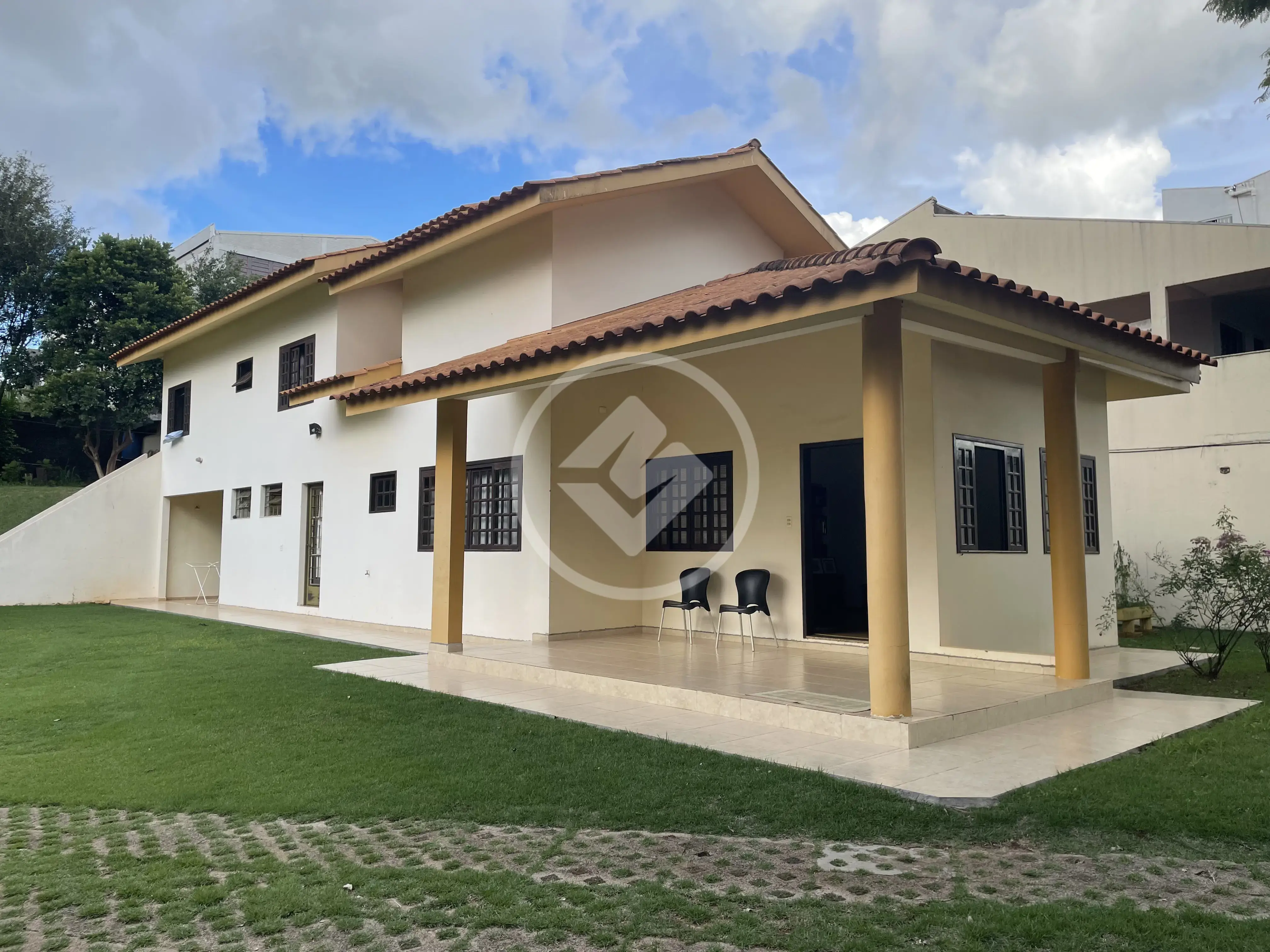 Sobrado Região do Lago 2, Cascavel - PR — foto 1
