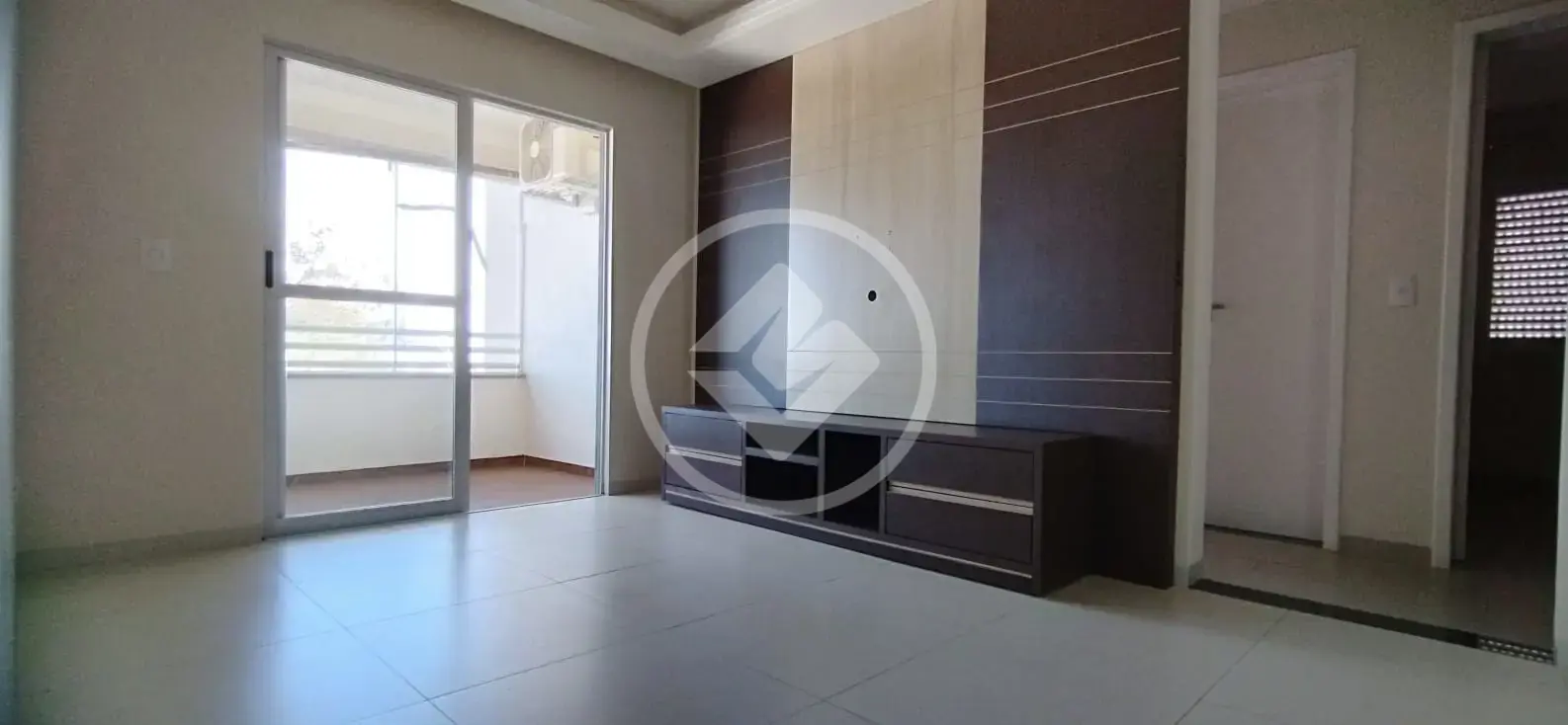 Apartamento semi mobiliado no Neva