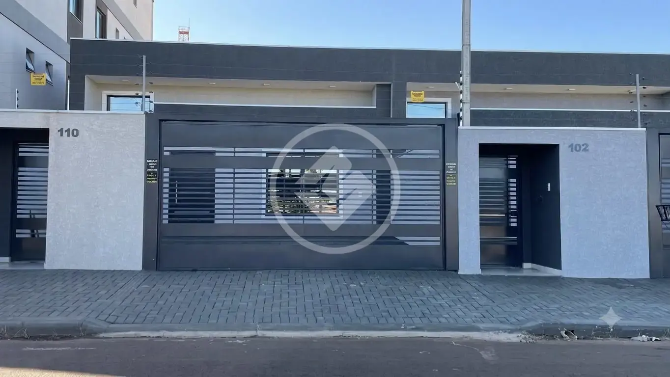 Casa Santa Felicidade, Cascavel - PR — foto 1