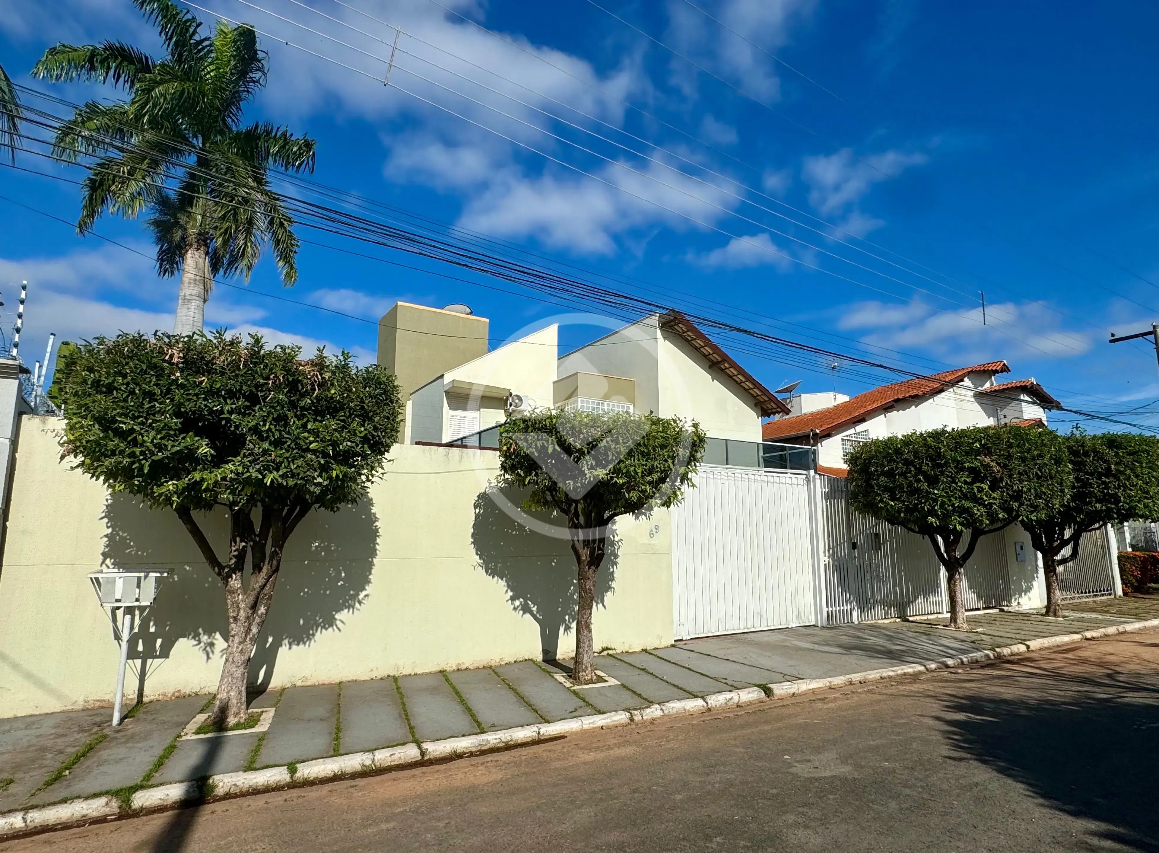 Casa JARDIM CALIFÓRNIA, Cuiabá - MT — foto 1