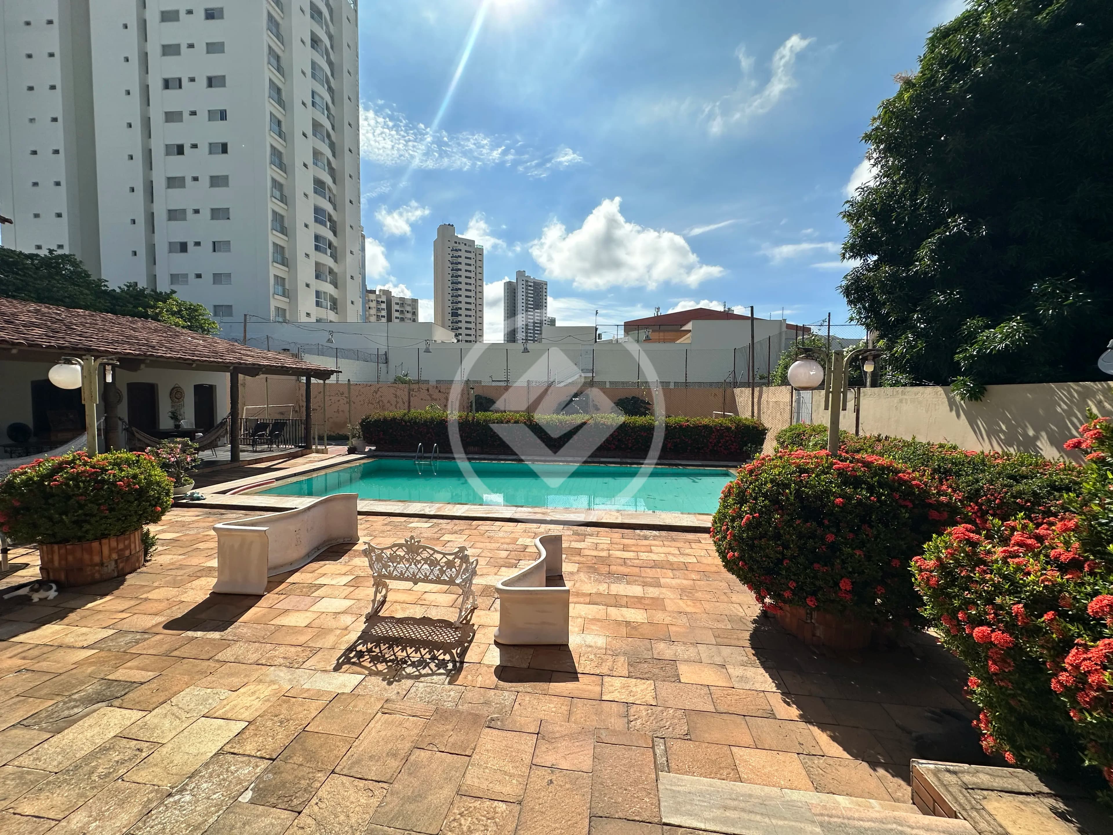 Casa Comercial 3 quartos no DUQUE DE CAXIAS I, Cuiabá — foto 3 de 6