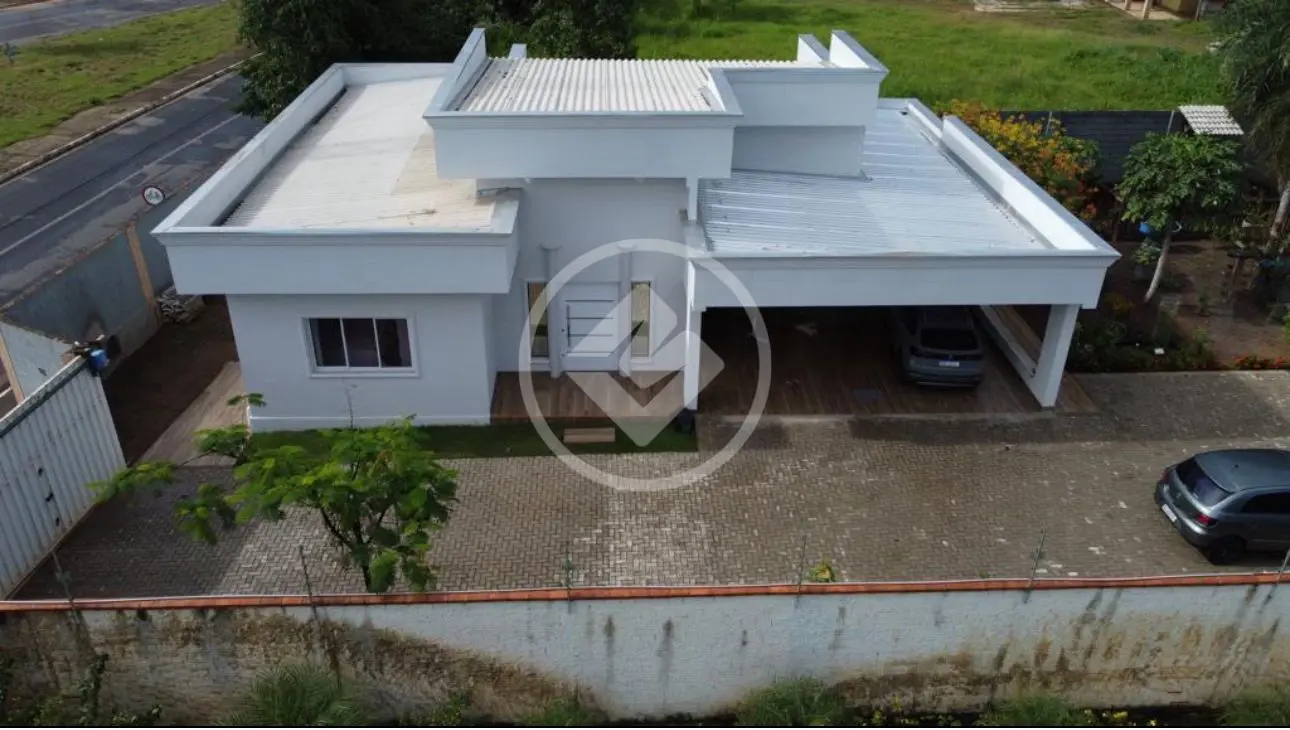 Linda Casa á venda no Jardim Petrópolis - VG, Propriedade com 1.500 m², Casa Principal com 200² , Mais edícula com 34 m², Piscina e Mirante com vista para o rio