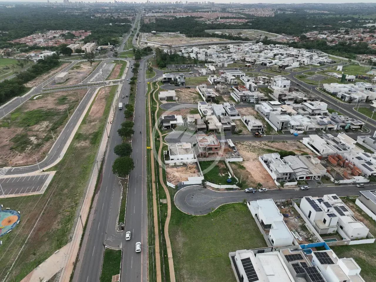 Terreno Condomínio Condomínio Primor das Torres, Cuiabá - MT — foto 1