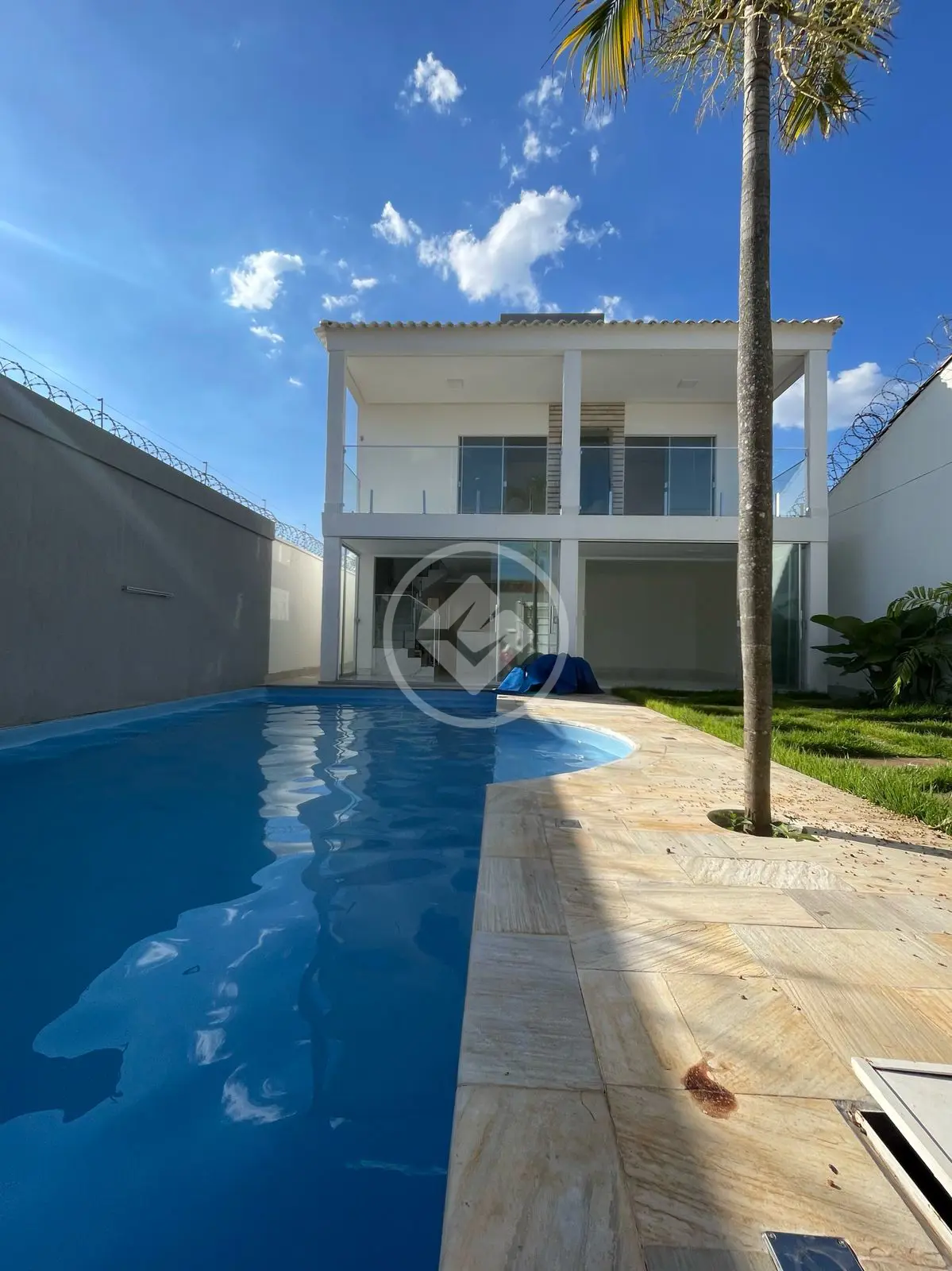 Sobrado Residencial Village Santa Rita IV, Goiânia - GO — foto 1