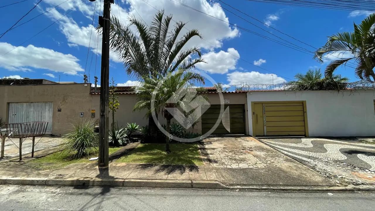 Casa Cidade Satélite São Luiz, Aparecida de Goiânia - GO — foto 1