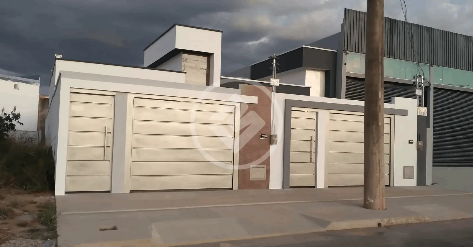 Bairro: Residencial Canadá Valor: R$ 650.000,00