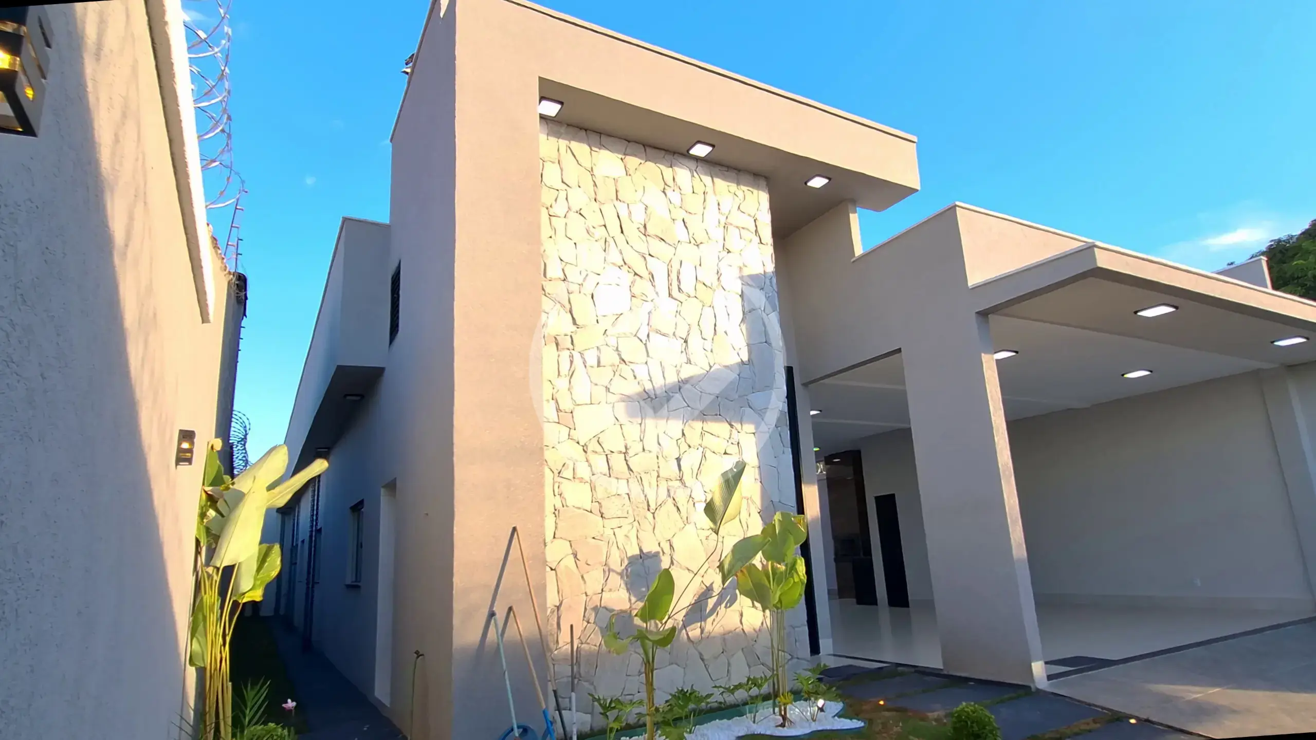 Casa Jardim Presidente, Goiânia - GO — foto 1
