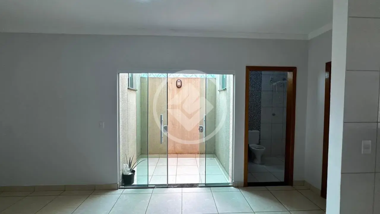 Casa 2 quartos no Residencial Santa Fé I, Goiânia — foto 2 de 6