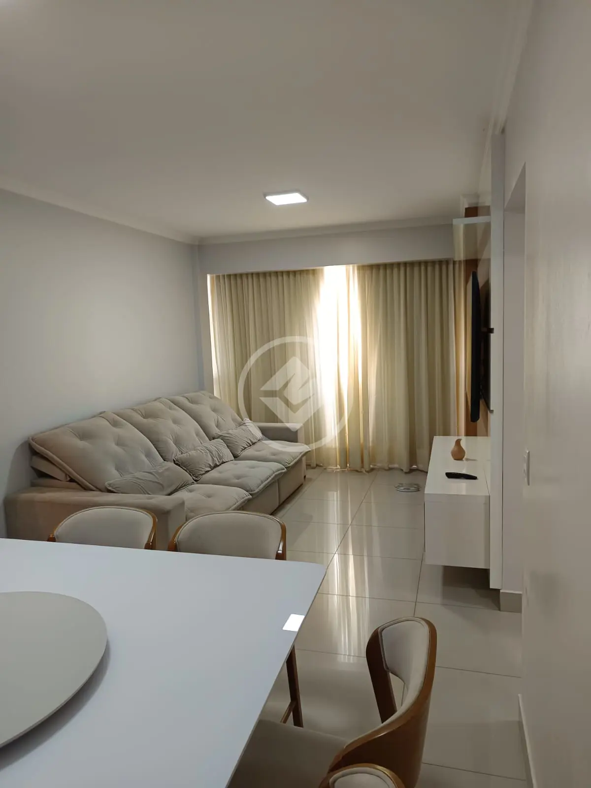 Apartamento 3 quartos no Jardim Goiás, Goiânia — foto 3 de 6