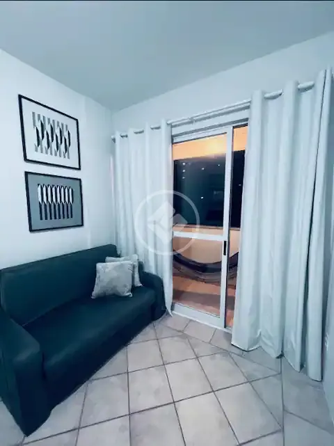 Apartamento à venda próximo ao Colégio Catarinense.