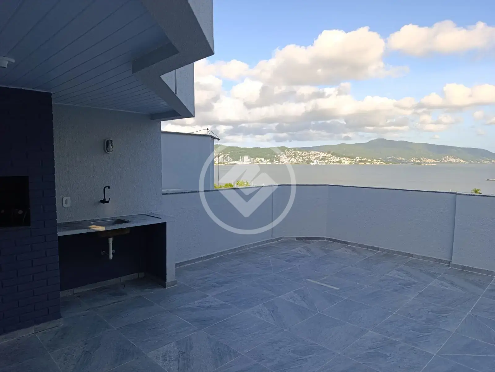 Apartamento COQUEIROS, Florianópolis - SC — foto 2