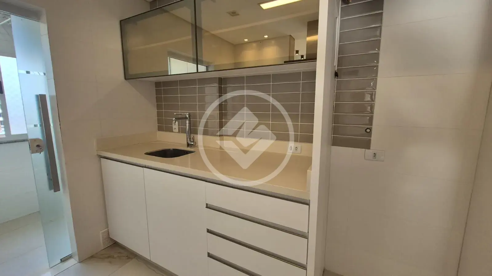 Apartamento 2 quartos no COQUEIROS, Florianópolis — foto 6 de 6