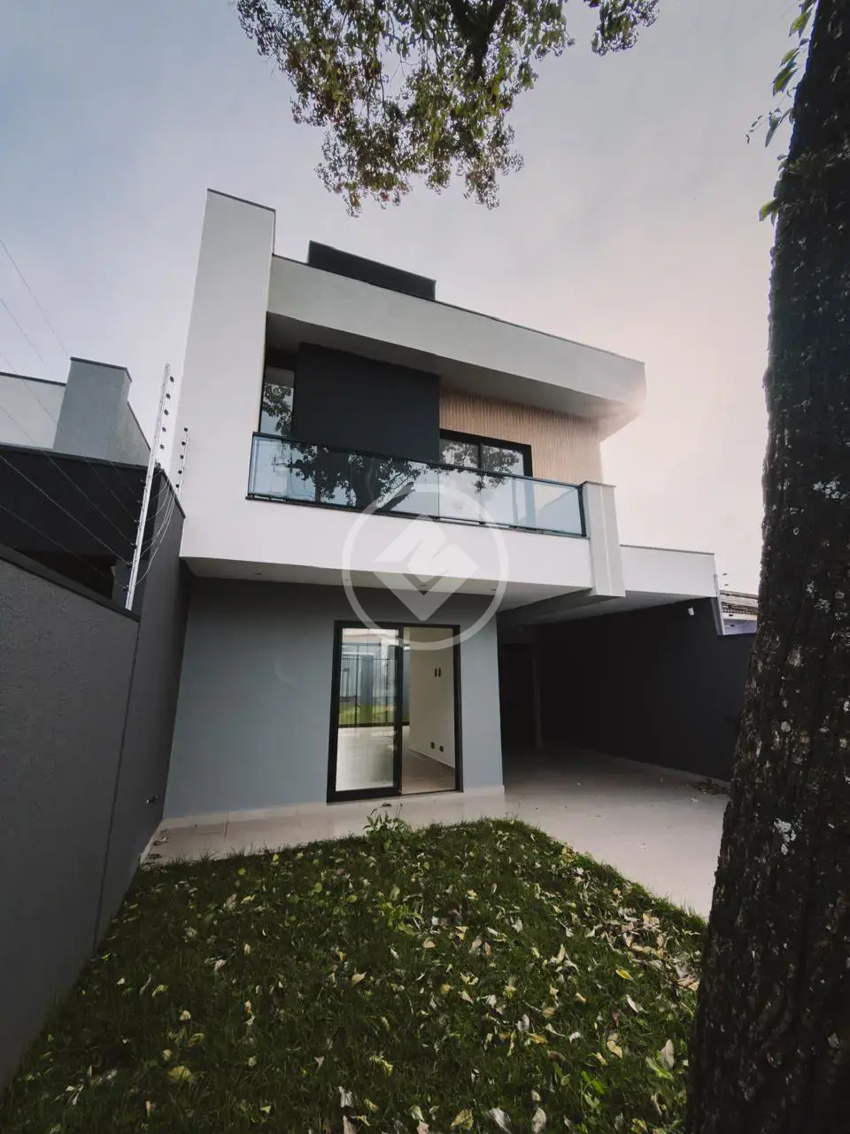 Sobrado Novo e Moderno no Jardim Bourbon