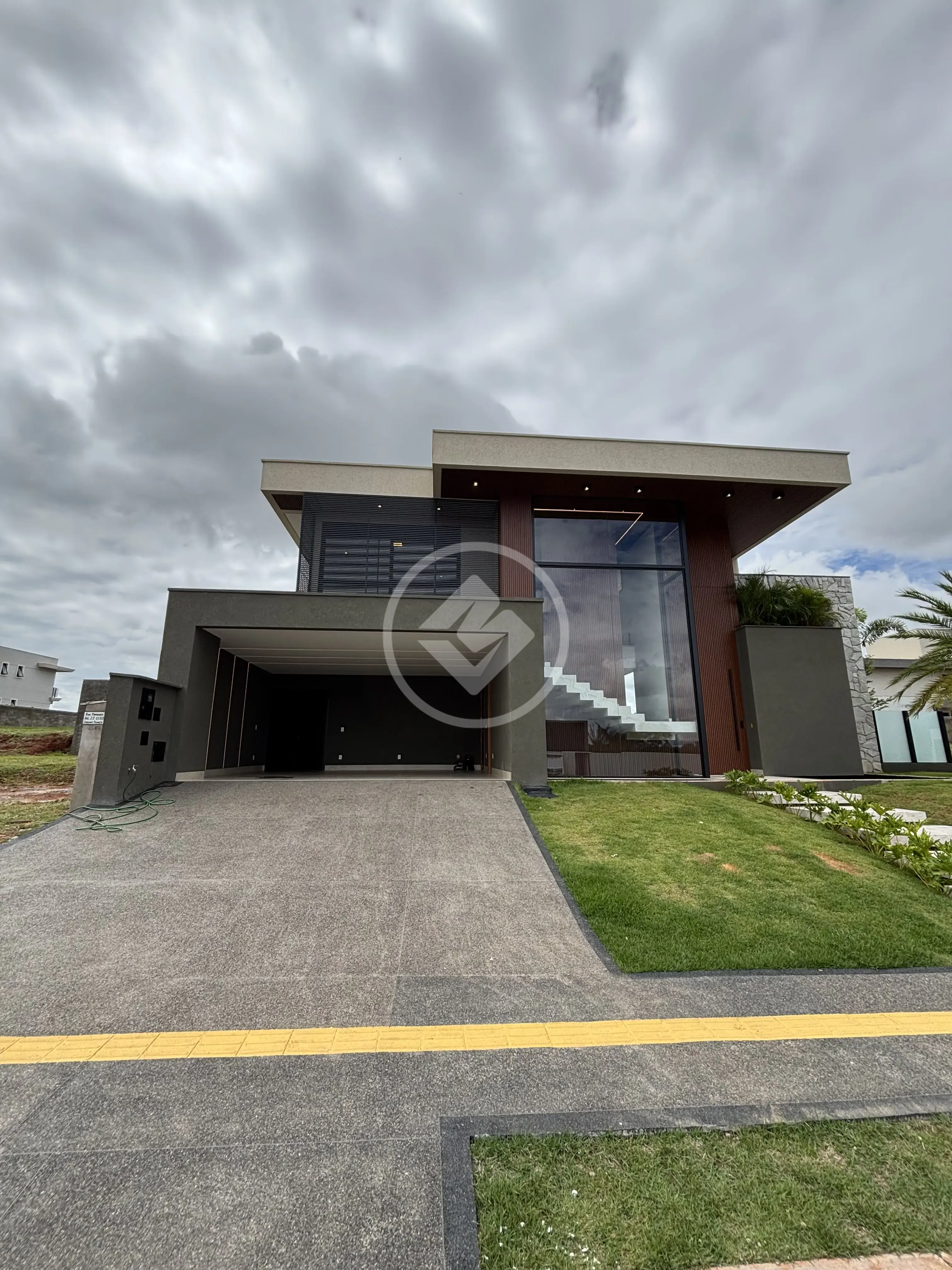 Sobrado Jardins França, Goiânia - GO — foto 1
