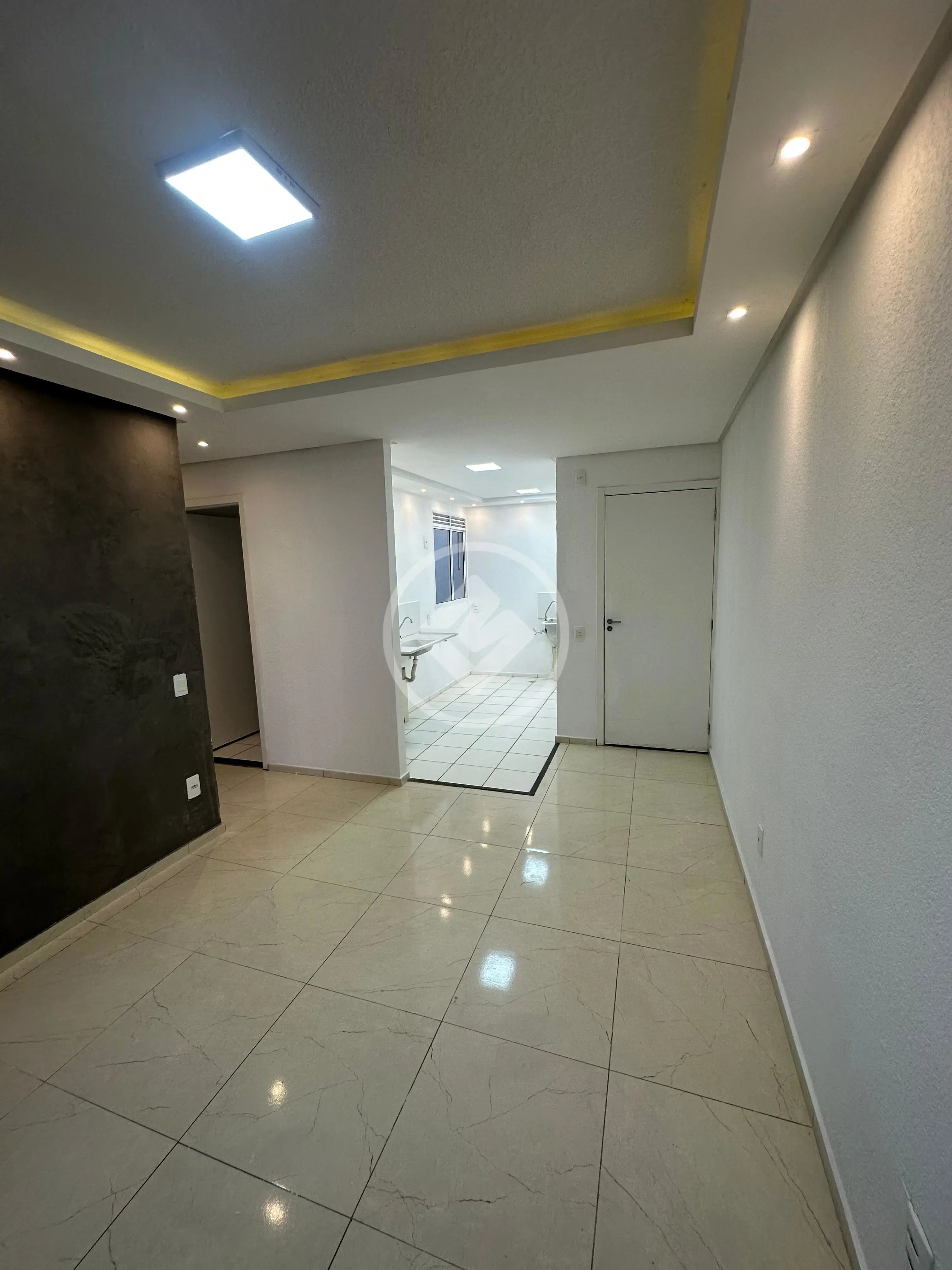 🏢 Apartamento no **Condomínio Vila Cerrado 1**