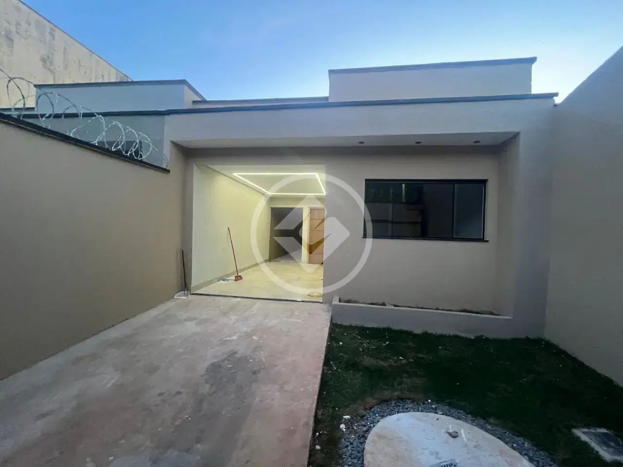 Casa Setor Pampulha, Aparecida de Goiânia - GO — foto 1