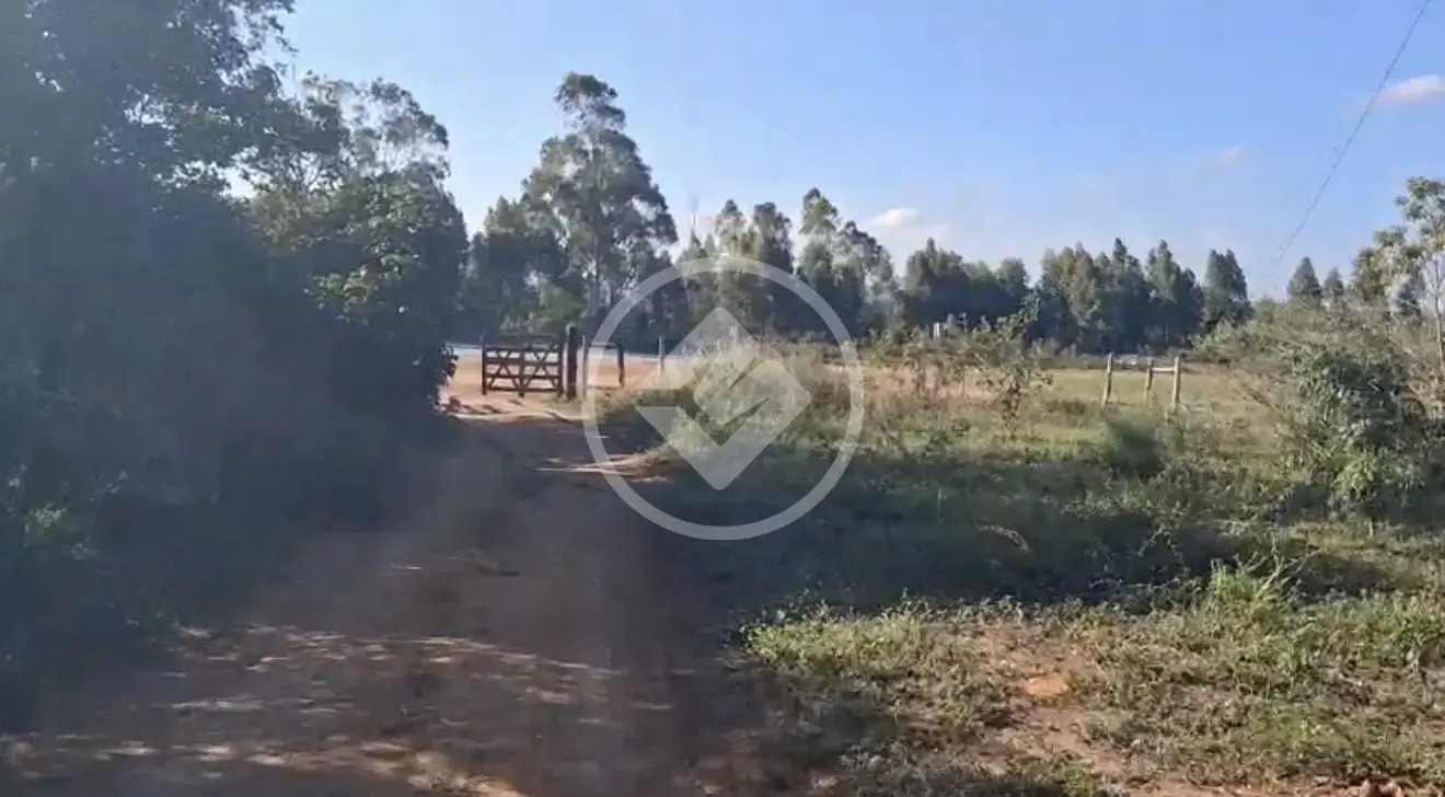 Fazenda Centro, Pedra Azul - MG — foto 1