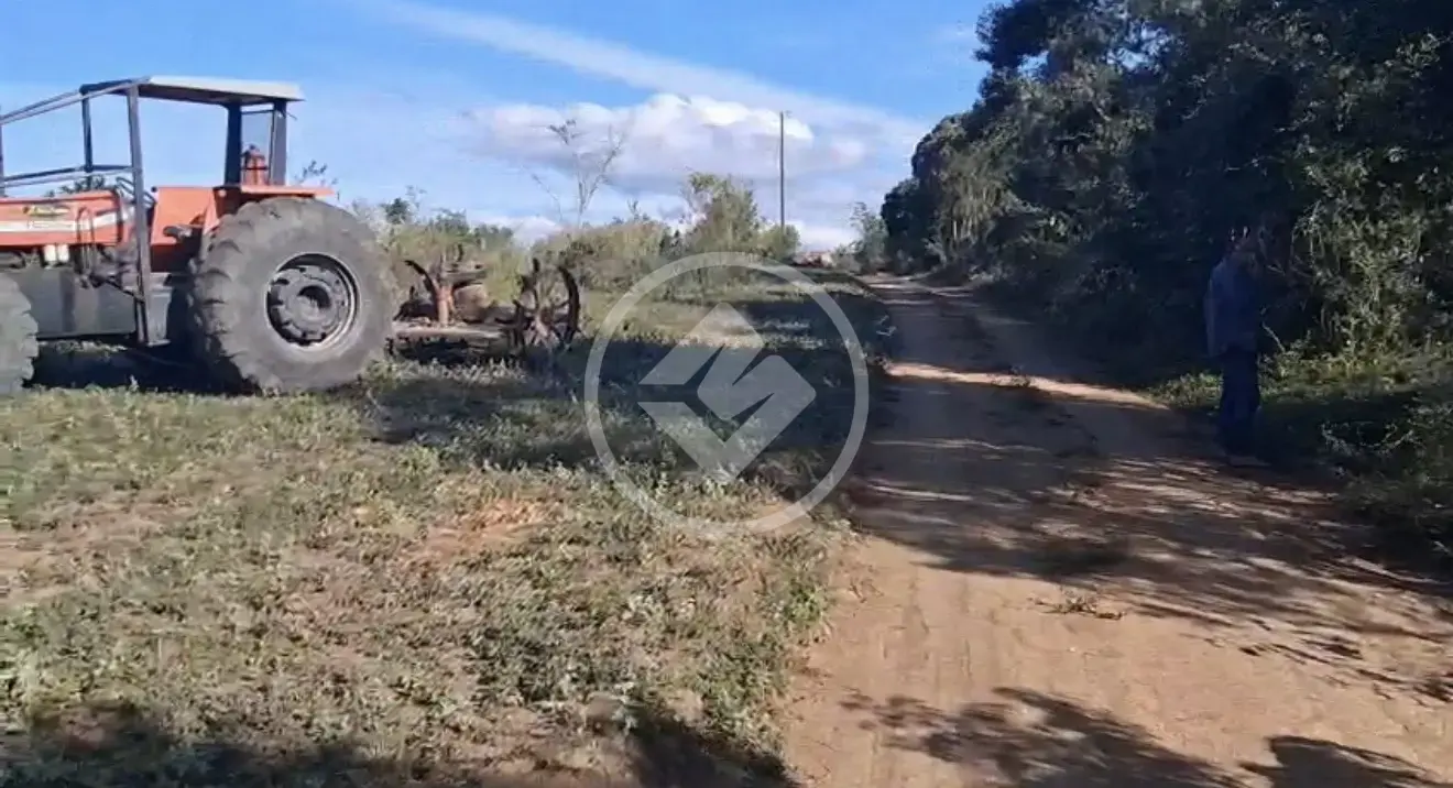 Fazenda Centro, Pedra Azul - MG — foto 2