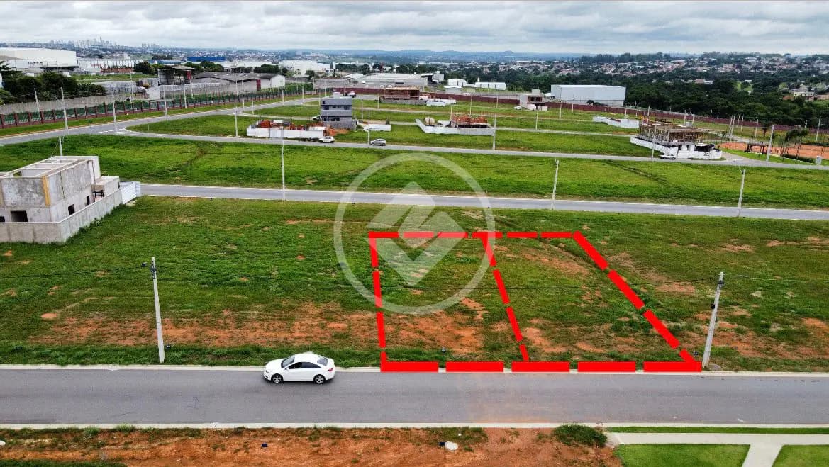 Aparecida de Goiânia - 02 Lotes com área de 211,00 m² no Condominio Jardins Versalhes
