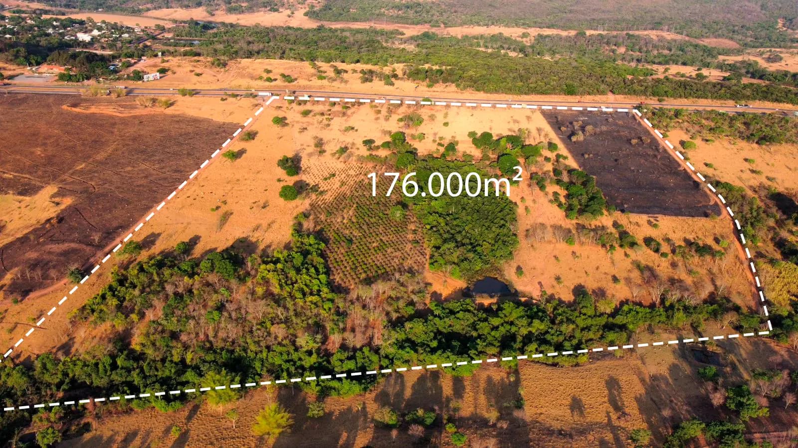 Hidrolândia - Chácara com 4,5 alqueire frente para Br 153