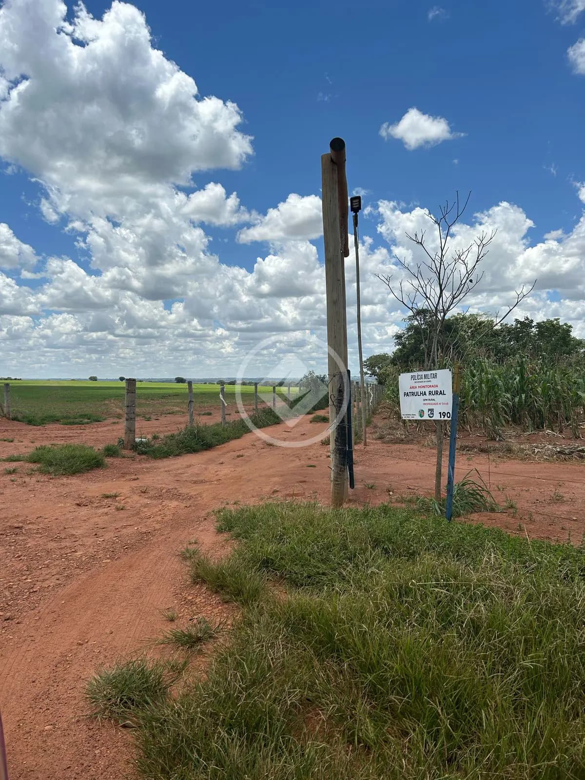Chácara Zona Rural, Hidrolândia - GO — foto 1