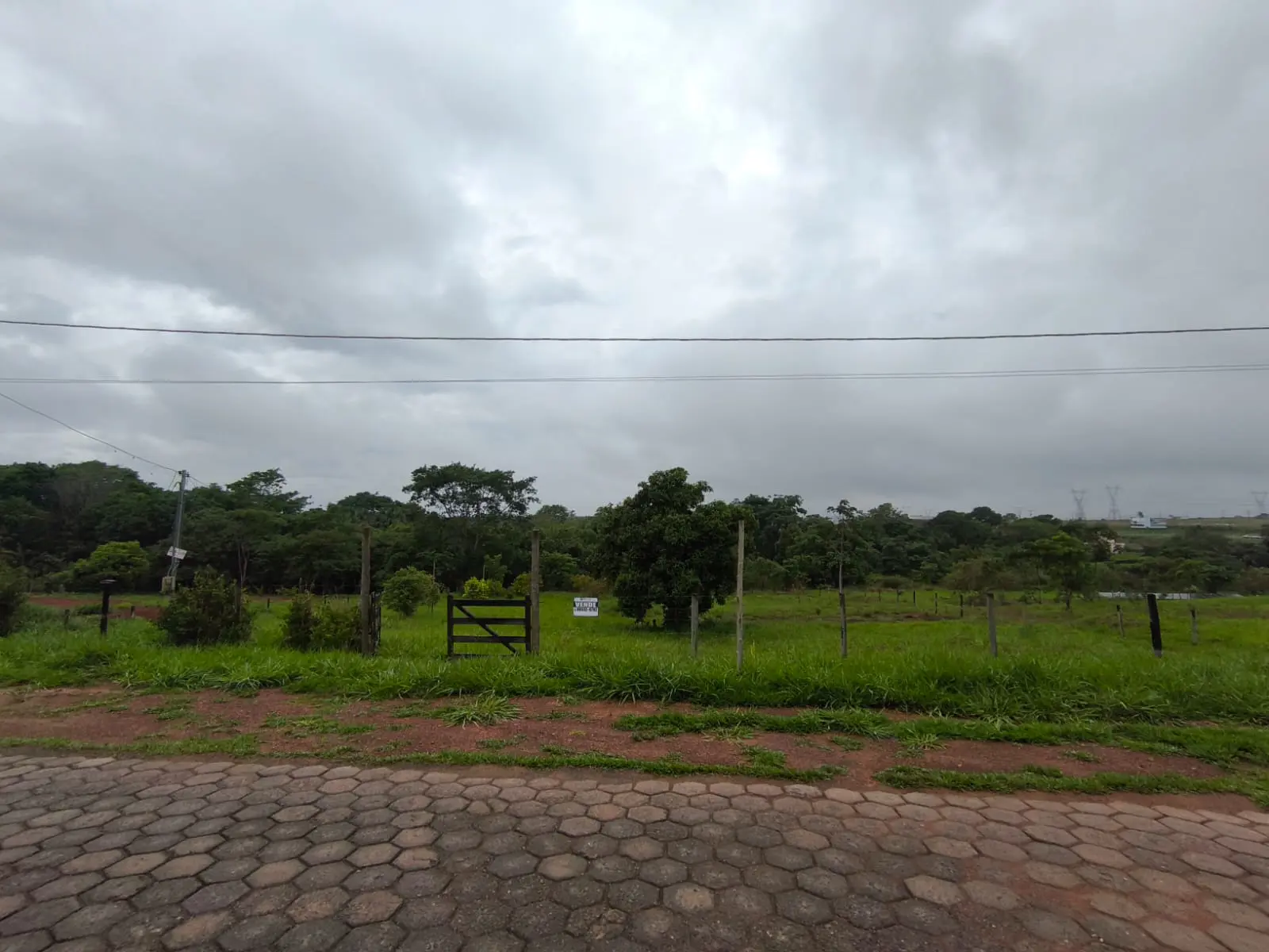 Terreno Condomínio Hidrolandia - Go, Hidrolândia - GO — foto 1