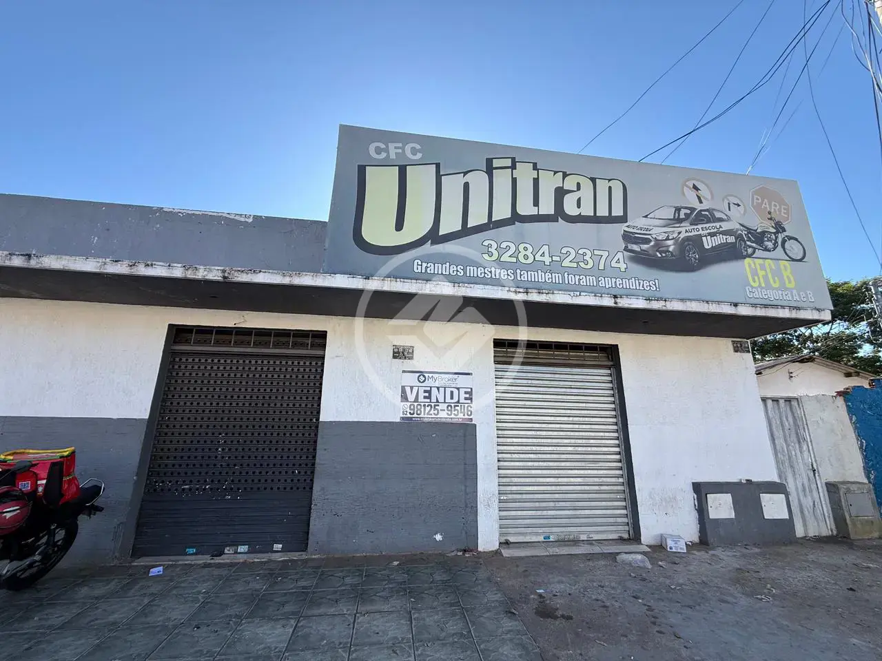 Casa Comercial 4 quartos no Urias Magalhães, Goiânia — foto 2 de 6