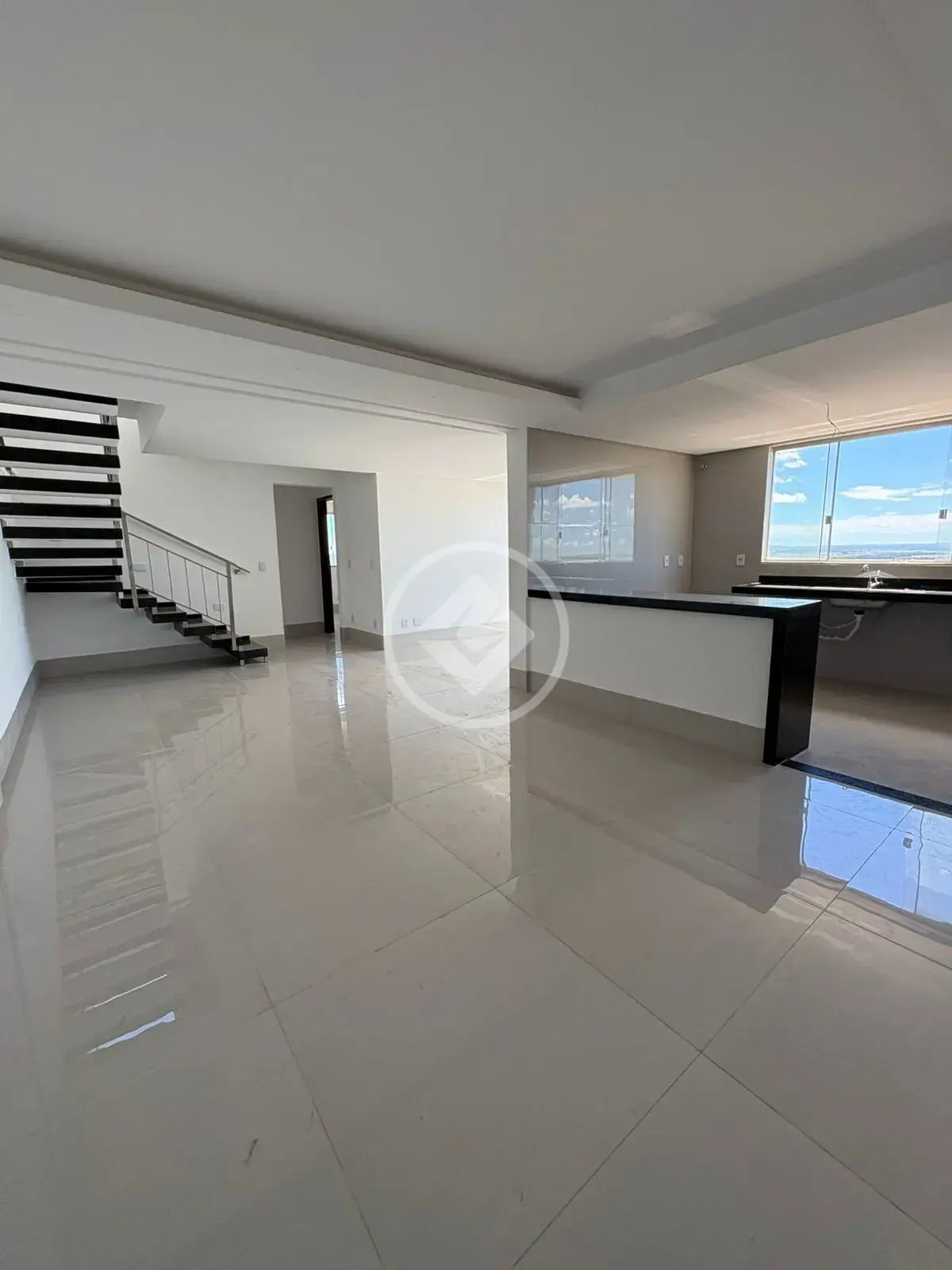 Apartamento Duplex Setor Bueno, Goiânia - GO — foto 1
