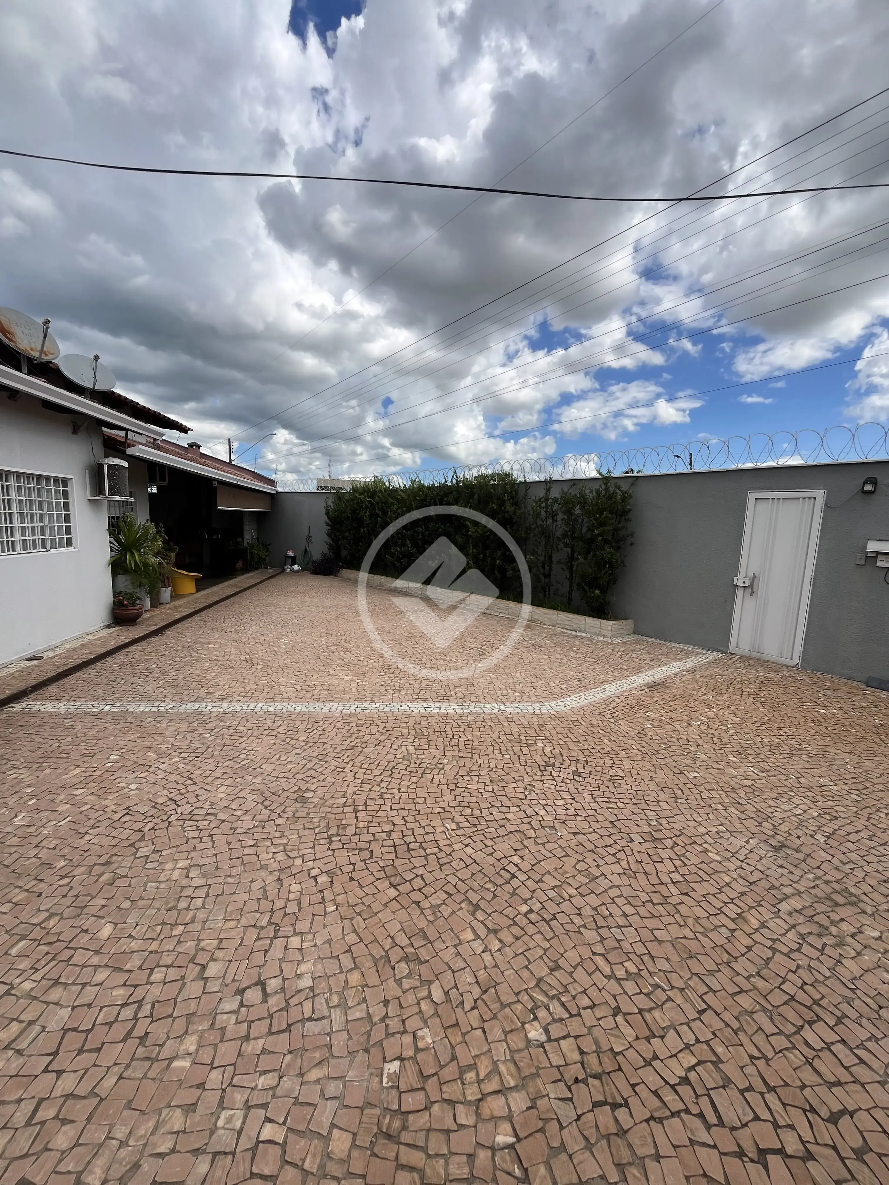 Casa 3 quartos no Jardim Belo Horizonte, Aparecida de Goiânia — foto 3 de 6