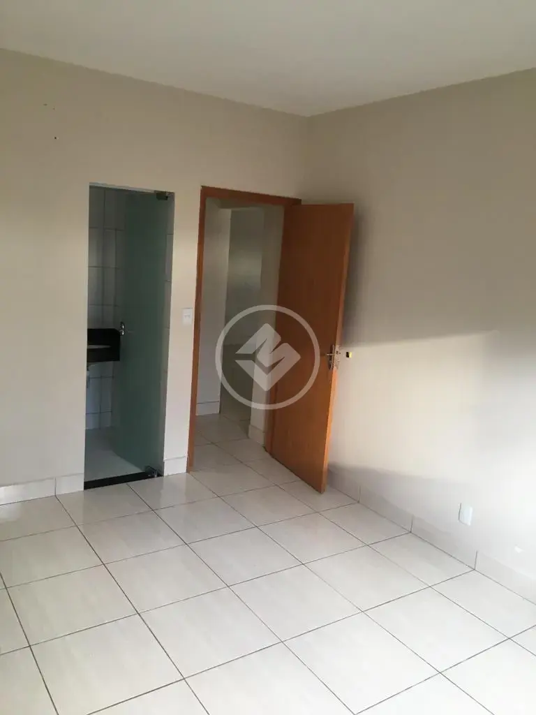 Casa Setor Serra Dourada - 3ª Etapa, Aparecida de Goiânia - GO — foto 2