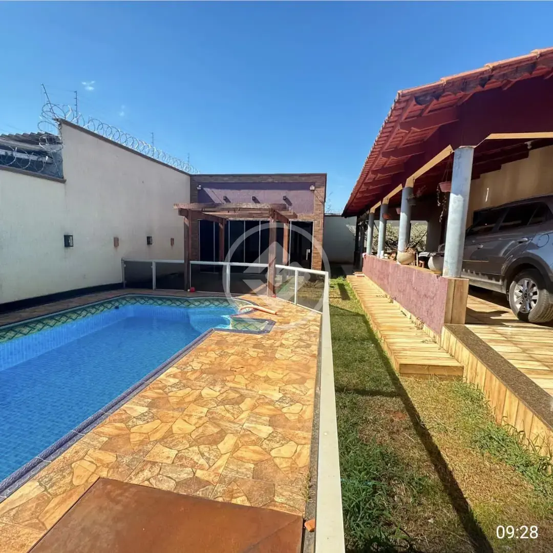 Casa sozinha no lote no Setor Estrela Dalva – Goiânia 🏡