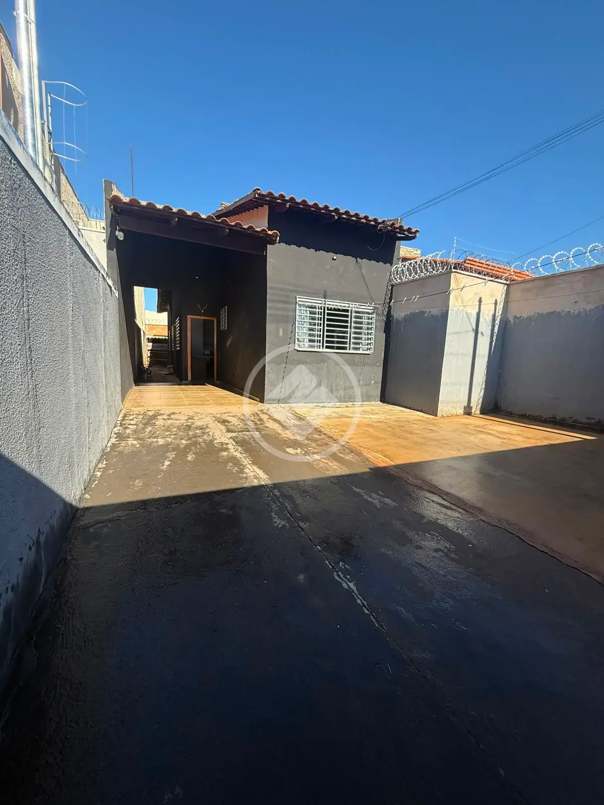 Casa Jardim Florença, Aparecida de Goiânia - GO — foto 1