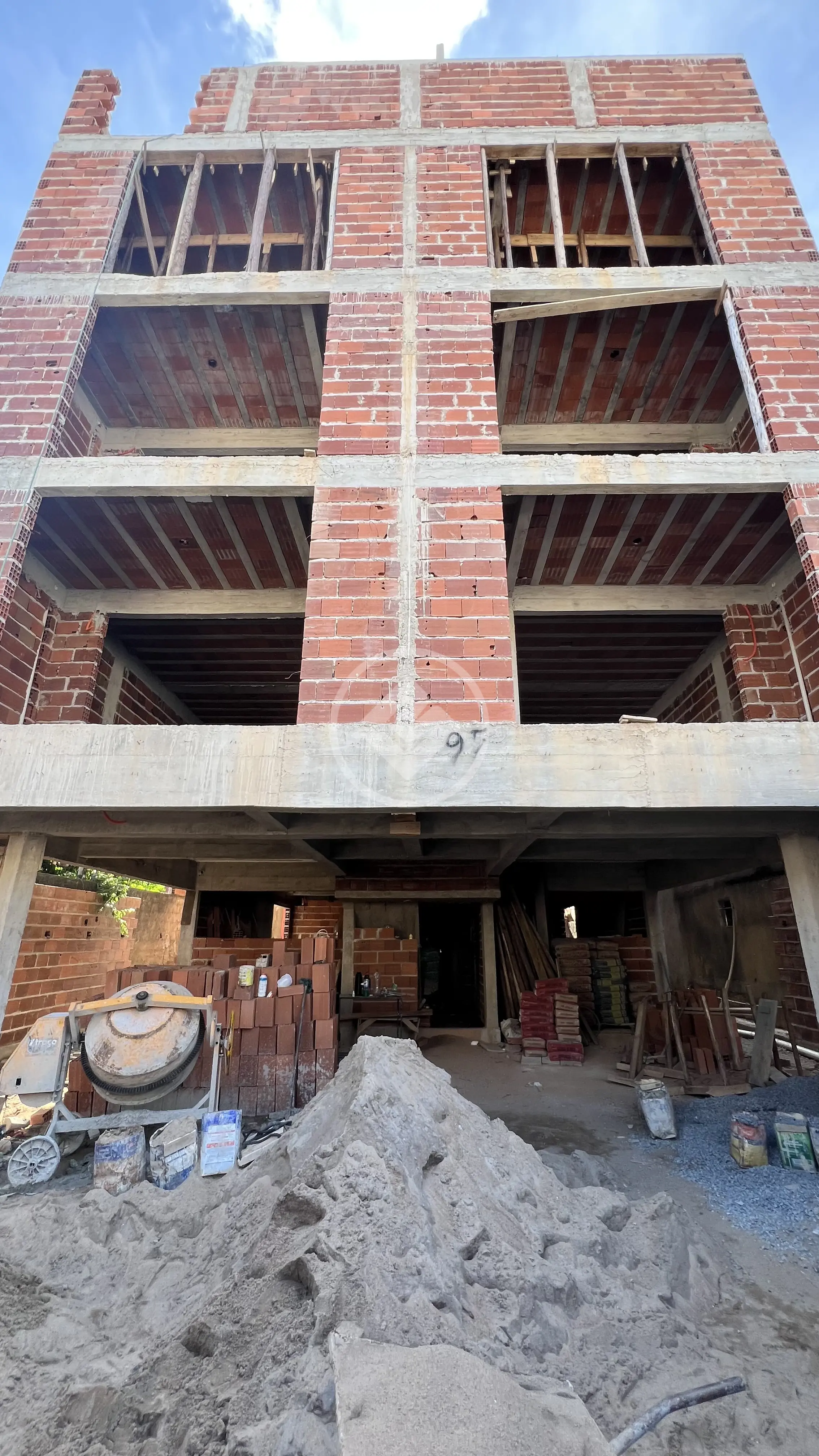 Apartamento apróx. 100m² | 3 Qts | 1 Suíte | Área Gourmet