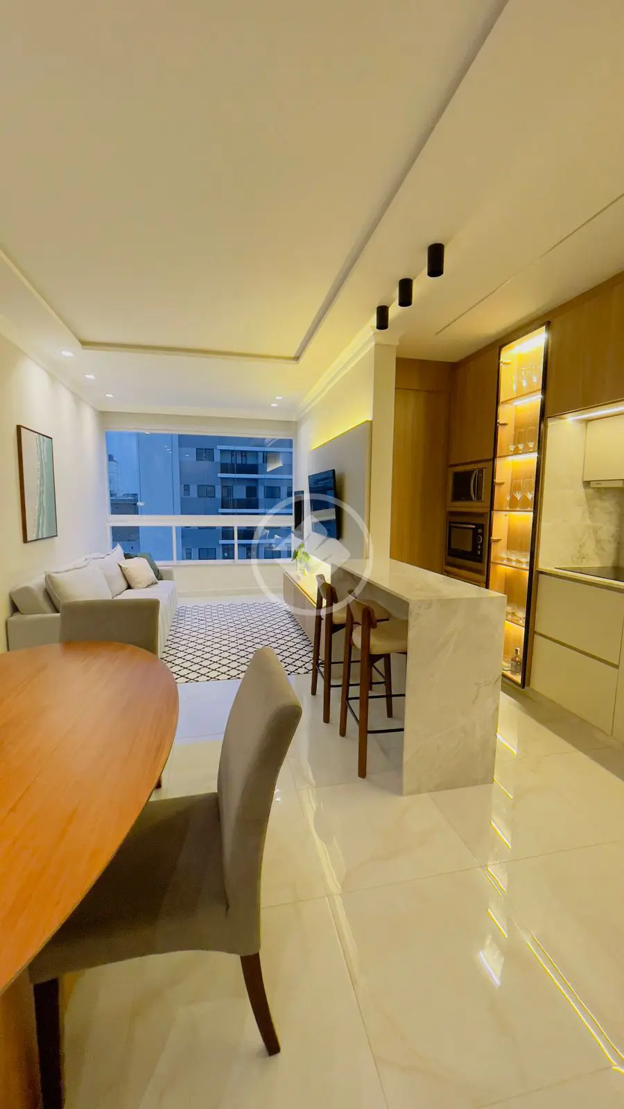 LINDO APARTAMENTO PRONTO PARA MORAR.