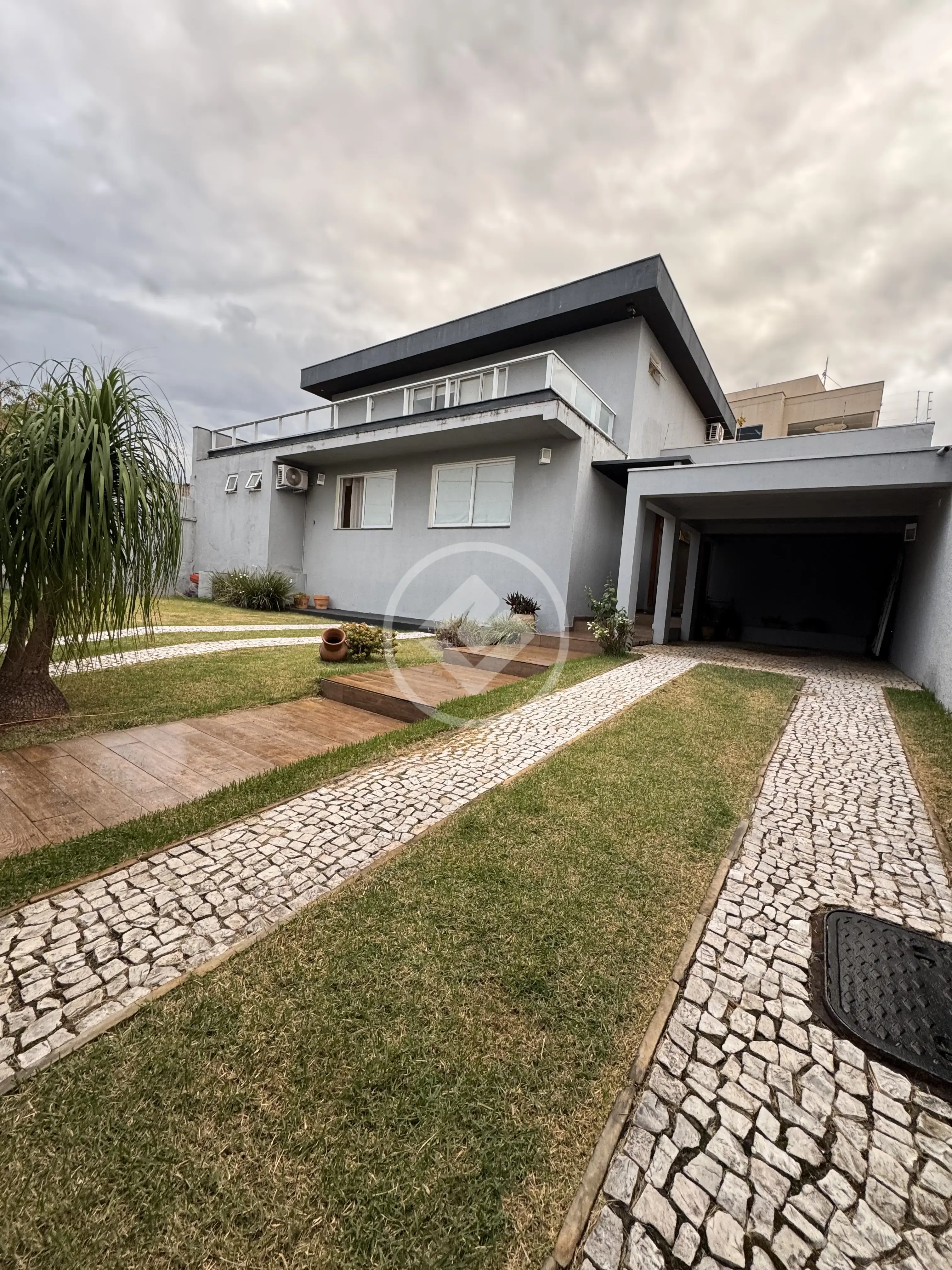 Sobrado Setor Sul, Goiânia - GO — foto 1