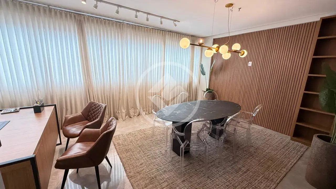 Sala Comercial Mobiliada de Alto Padrão – Pronta para Uso Profissional