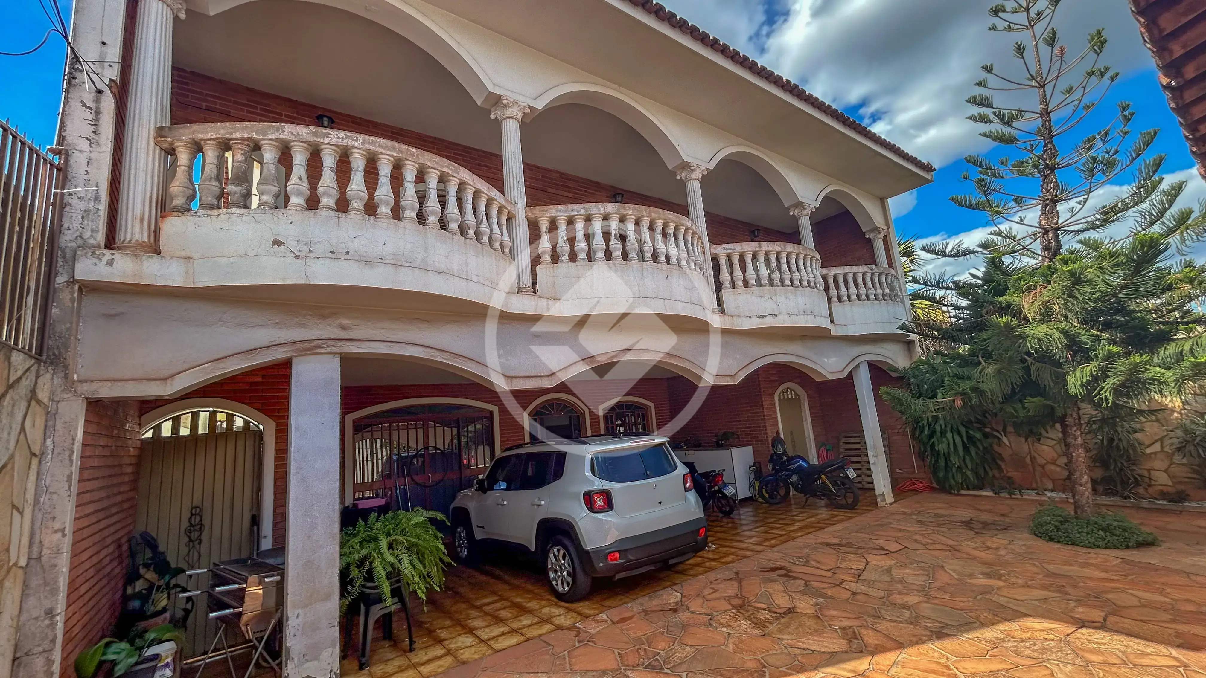 Sobrado Setor Oeste, Jataí - GO — foto 2