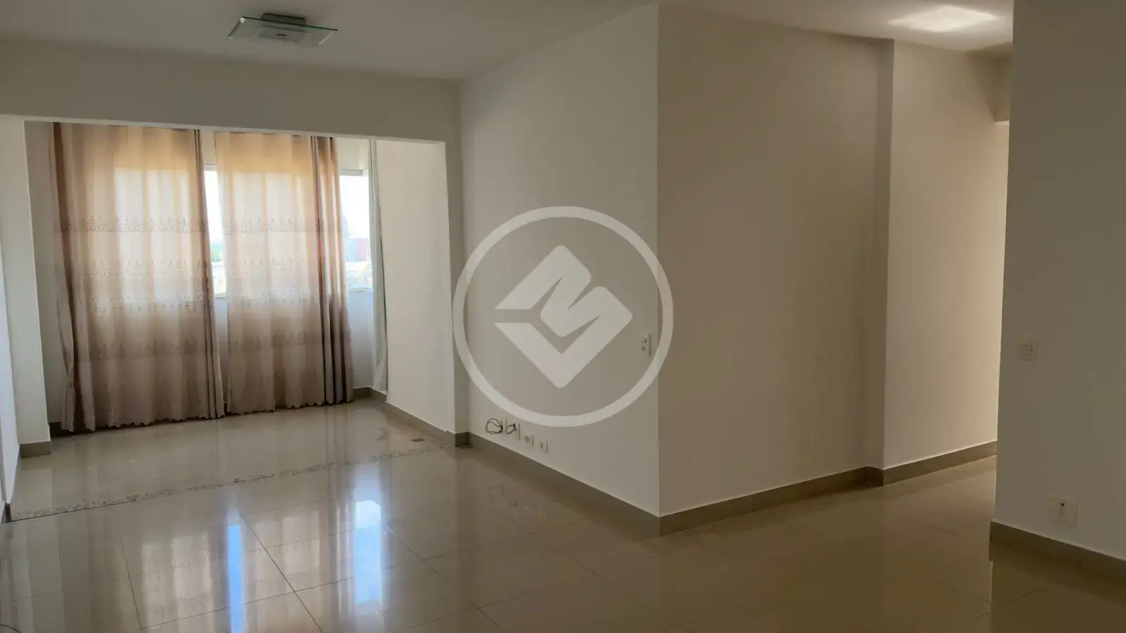 Apartamento 3 quartos no Samuel Grahan, Jataí — foto 1 de 6