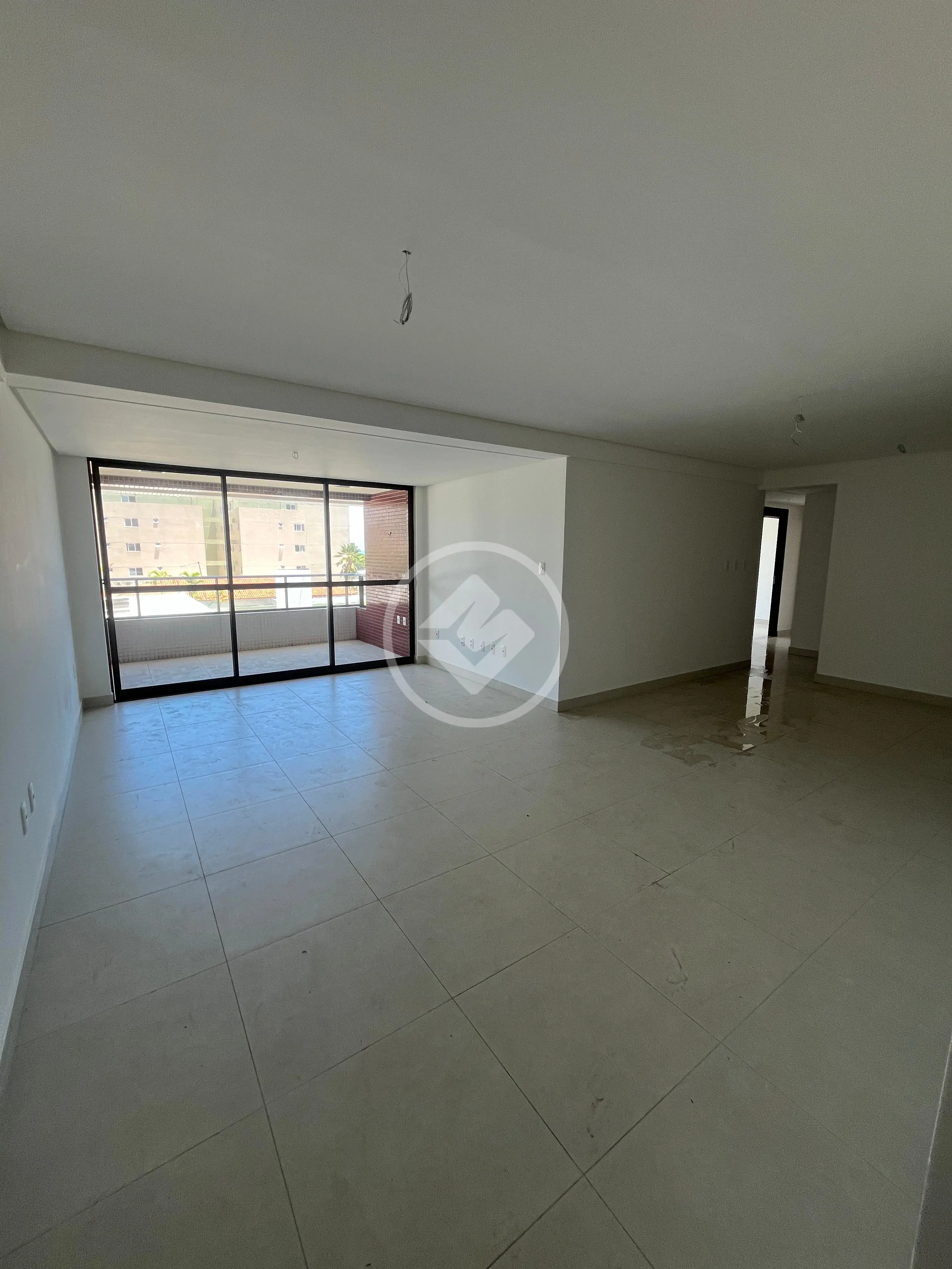Incrível apartamento localizado no desejado bairro de Cabo Branco é a oportunidade que você estava buscando!