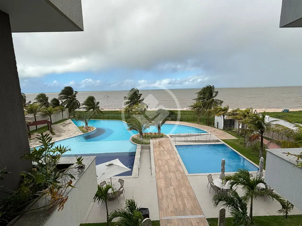 Apartamento alto padrão beira mar - Falesia seixas
