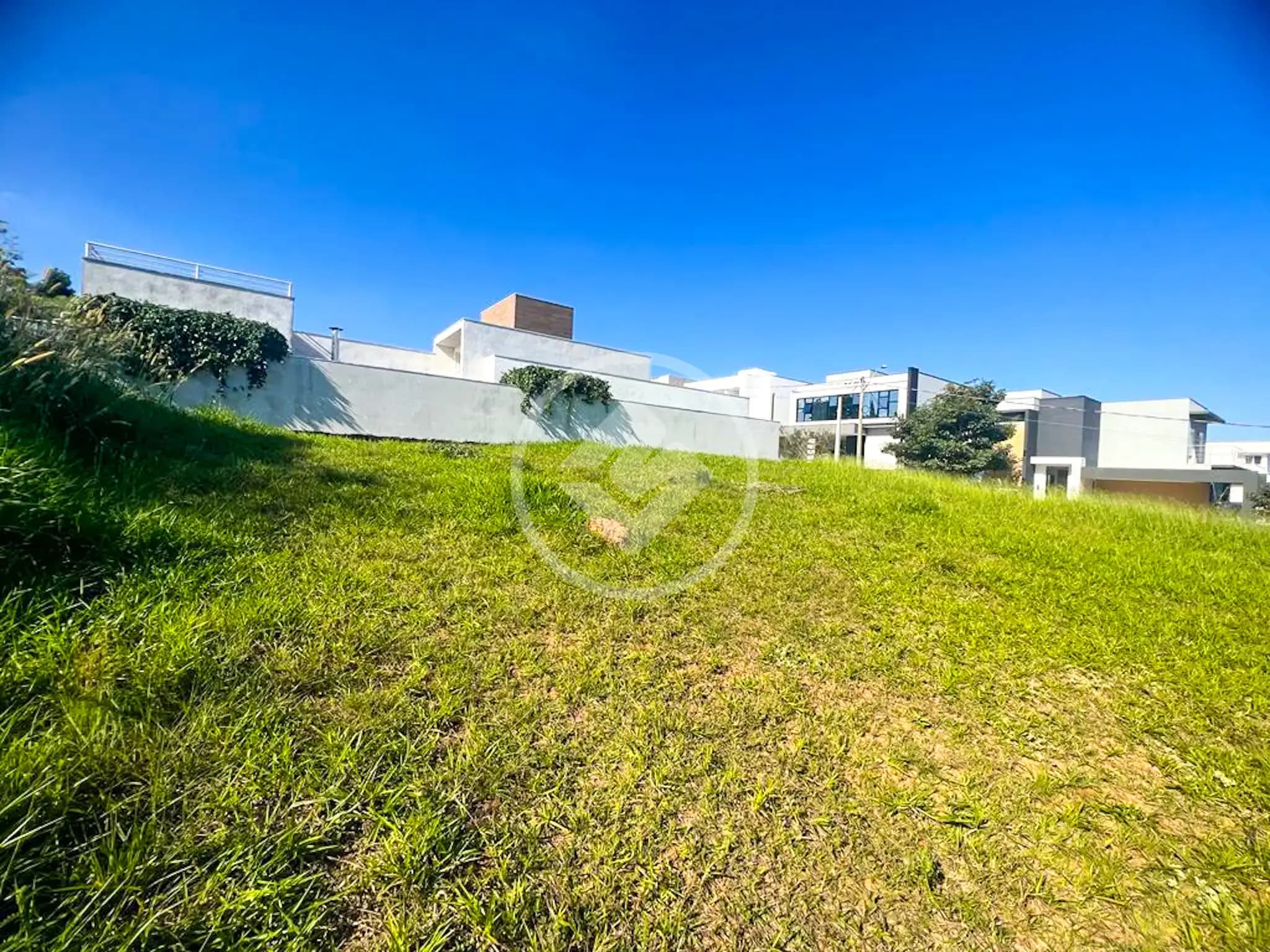 Terreno Condomínio Vale Azul, Jundiaí - SP — foto 1