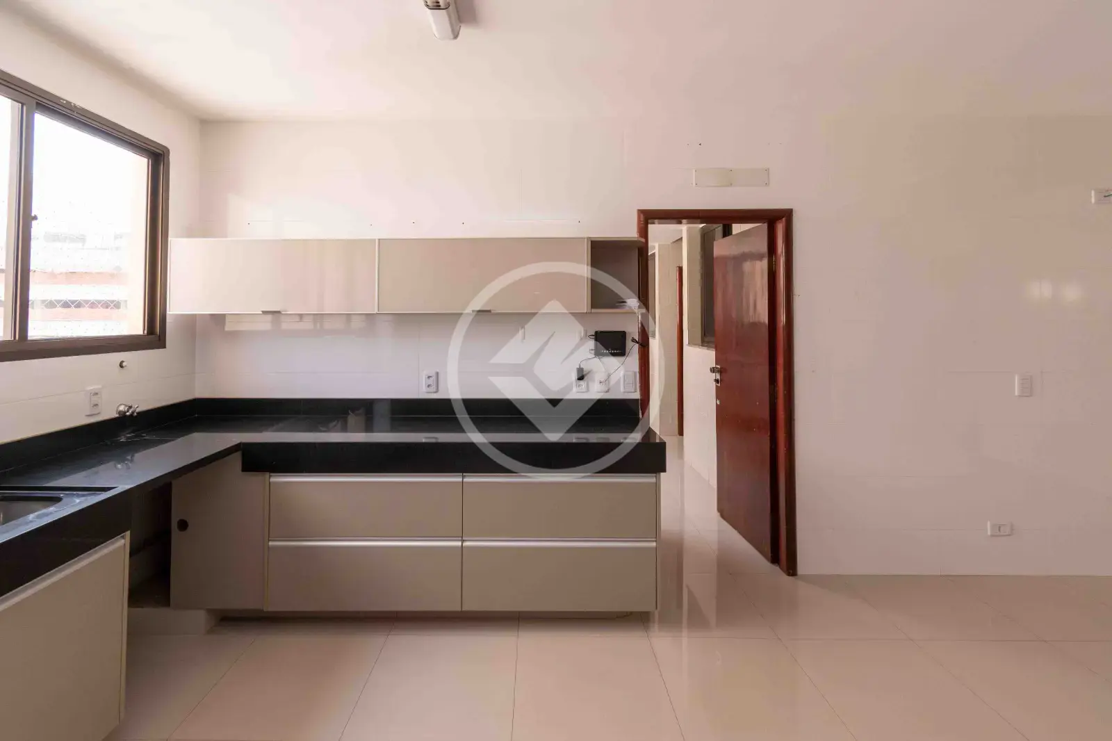 Apartamento 4 quartos no Setor Oeste, Goiânia — foto 4 de 6